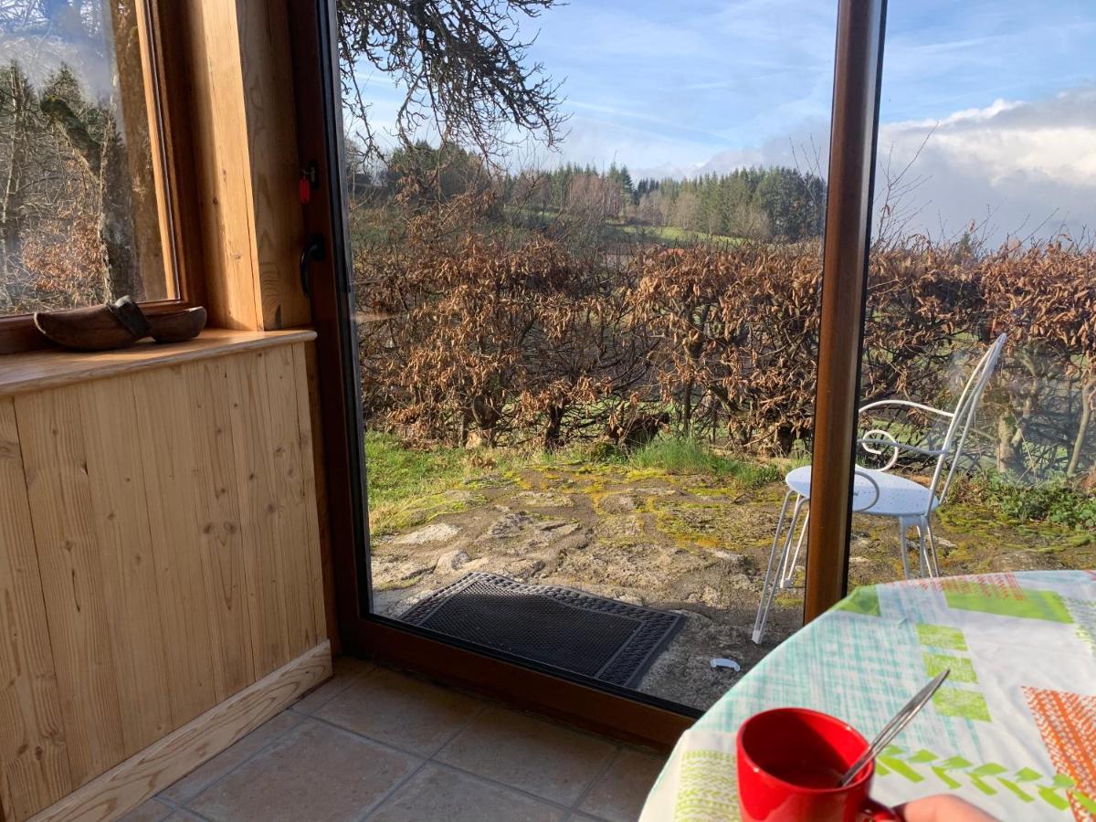 Gite " Oree Des Bois" Vertolaye Kültér fotó