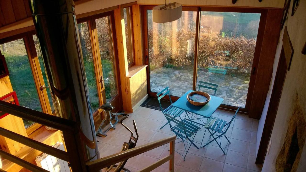 Gite " Oree Des Bois" Vertolaye Kültér fotó